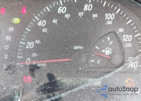 2003 Toyota Camry Le z USA, uszkodzony, nr VIN 4T1BE32K13U257218